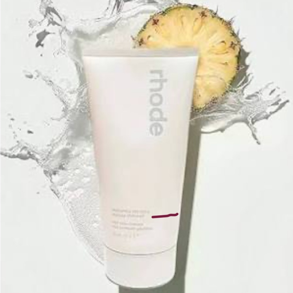 RHODE White Skincare Cleanser